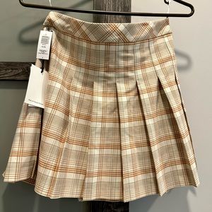 ARITZIA: Sunday Best Olive Micro Pleated Skirt (New With Tags)